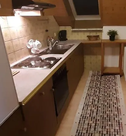 Yahya Apartament