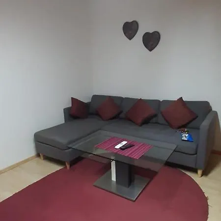 Yahya Apartament *